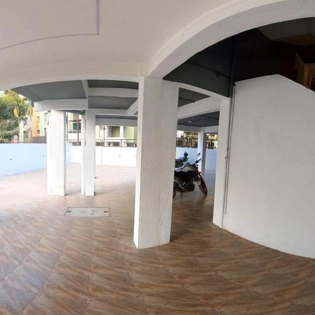 Hotel India Gate Narhe, Пюн Екстериор снимка