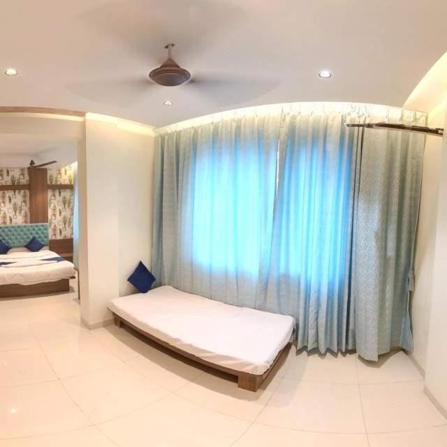 Hotel India Gate Narhe, Пюн Екстериор снимка